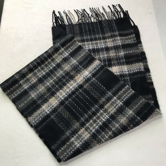 Made in Scotland 100% cashmere 32x12 black tan plaid scarf soft comfy luxury - Picture 1 of 7